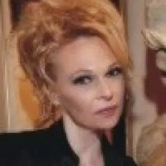 Domme Traveling To Prague, Berlin, Amsterdam, And Budapest photo on Jungo Live