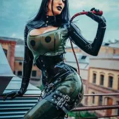 Mistress Damazonia photo on Jungo Live