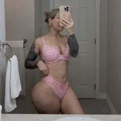 Ashleygrace photo on Jungo Live