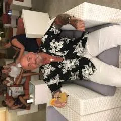 Derek White photo on Jungo Live