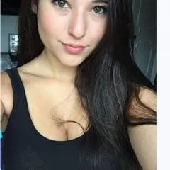 Emilia photo on Jungo Live