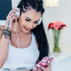 Alexa photo on Jungo Live