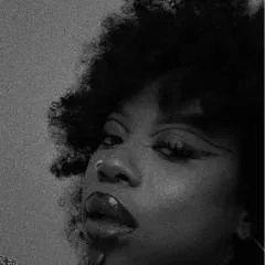 Bellarey_x photo on Jungo Live