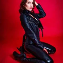 Katiemarin photo on Jungo Live