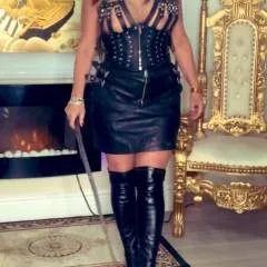 Domme Sarah photo on Jungo Live