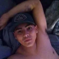 Hungstud........ photo on Jungo Live