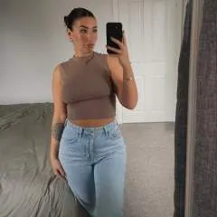 Miss Moore photo on Jungo Live