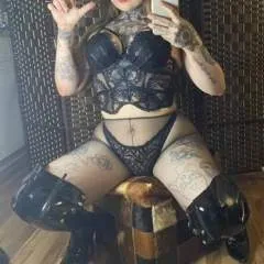 Mistresraven photo on Jungo Live