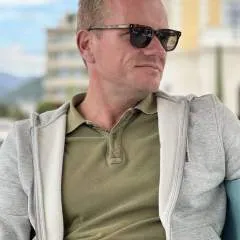 Steph38 photo on Jungo Live