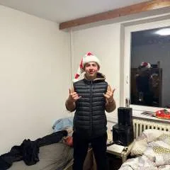 Pavlo photo on Jungo Live