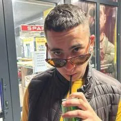 Pavlo photo on Jungo Live