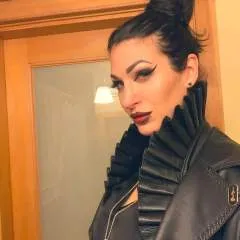 Mistress Mia photo on Jungo Live