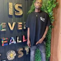 Oluwafemi photo on Jungo Live