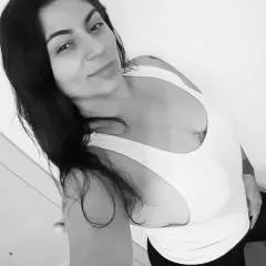 Flowerwoman17 photo on Jungo Live