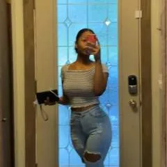 Lela photo on Jungo Live