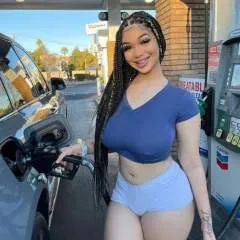 Khloe photo on Jungo Live