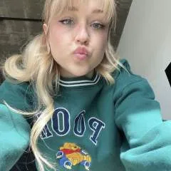 Rose Bella photo on Jungo Live