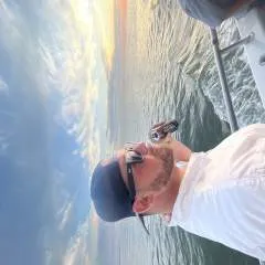 Kittylicker26 photo on Jungo Live