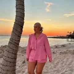 Alura B photo on Jungo Live