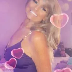 Sexypurple photo on Jungo Live