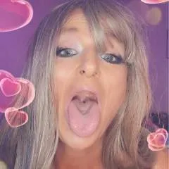 Sexypurple photo on Jungo Live