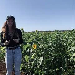 Tease photo on Jungo Live