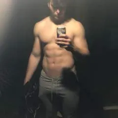 Young,hot,horny&big photo on Jungo Live