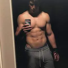 Young,hot,horny&big photo on Jungo Live