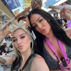 Sandra photo on Jungo Live