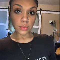 Stacey photo on Jungo Live