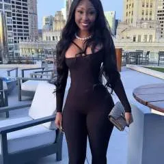 Lucy Miles photo on Jungo Live