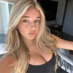 Slutty photo on Jungo Live