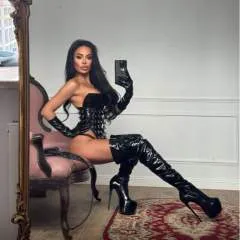 Evil_woman photo on Jungo Live