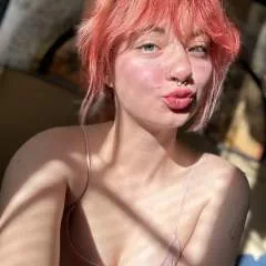 Bettykiss photo on Jungo Live
