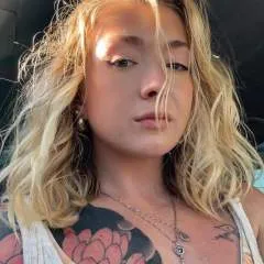 Youaremine photo on Jungo Live