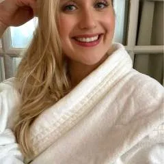 Milenka_charlotte photo on Jungo Live