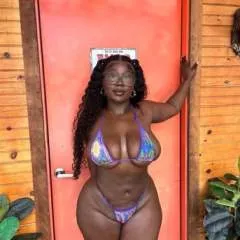 Jelisa photo on Jungo Live