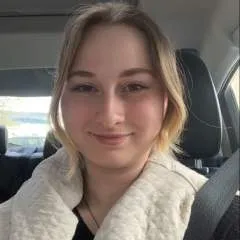 Ella photo on Jungo Live