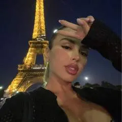 Roseey photo on Jungo Live