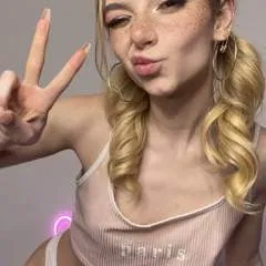 Emily photo on Jungo Live