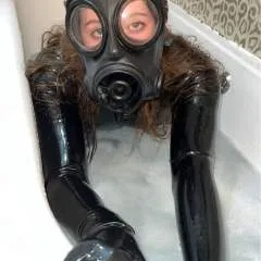 Latexnchilax photo on Jungo Live