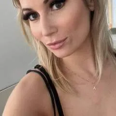 Miss Lean photo on Jungo Live