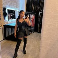 Mistresslita31 photo on Jungo Live