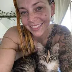 Carmne photo on Jungo Live