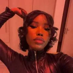 Mistressnora photo on Jungo Live