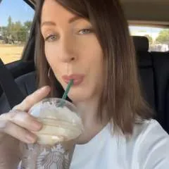 Lillian........ photo on Jungo Live