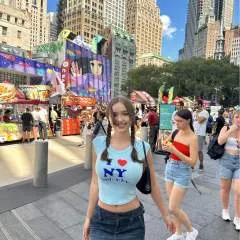 Sophie Kink photo on Jungo Live