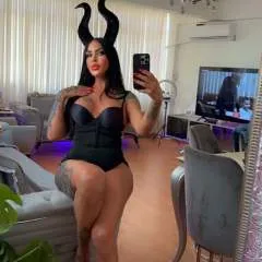 Your_evil_mistress photo on Jungo Live