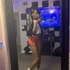 Mistress Olivia photo on Jungo Live