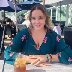 Laura.... photo on Jungo Live